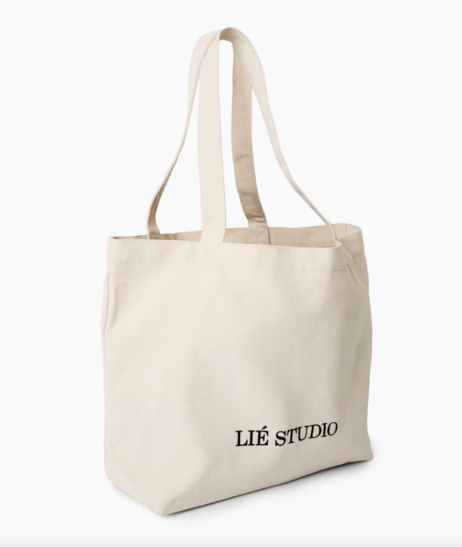 THE CANVAS TOTE BAG