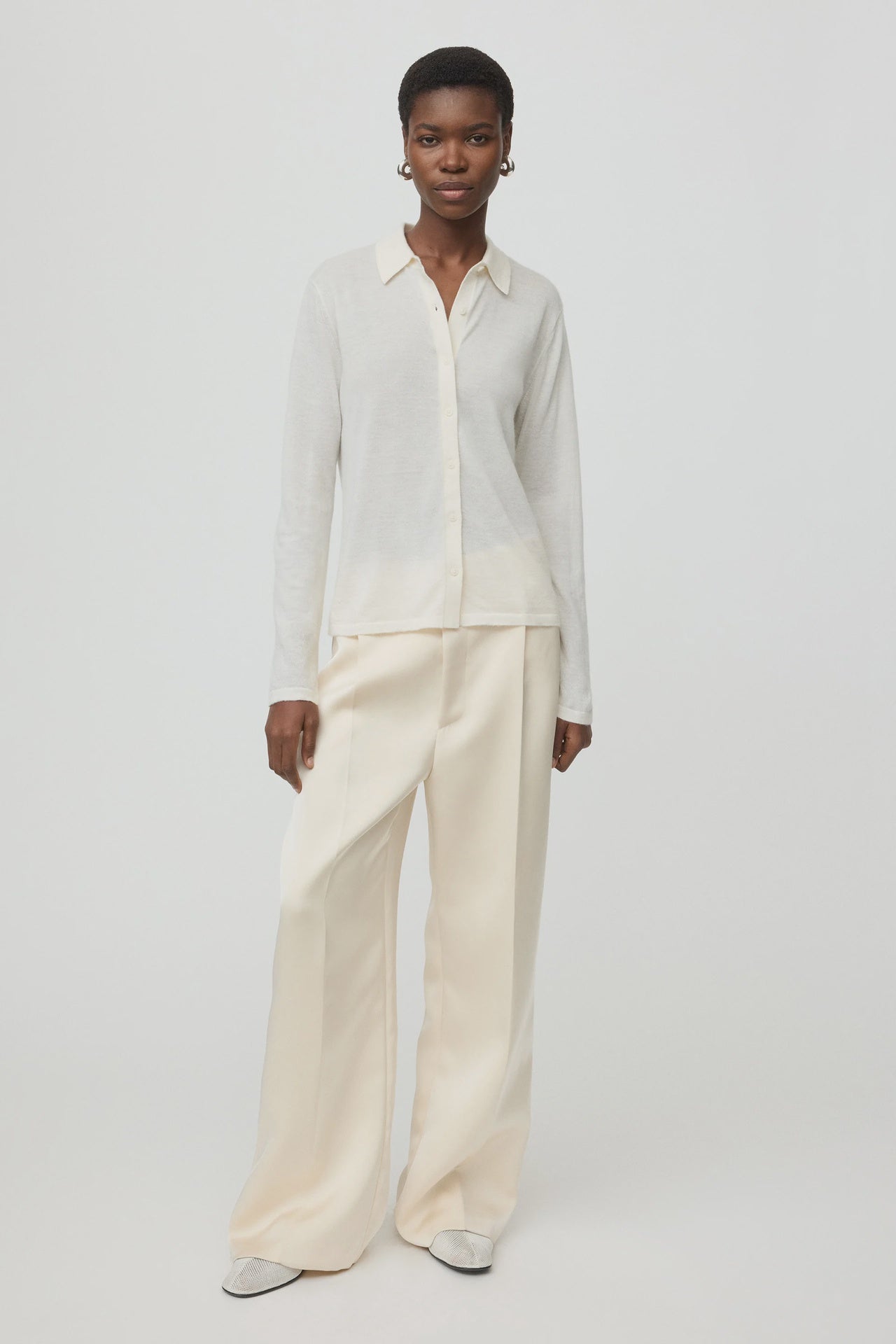 FEATHERLIGHT SHIRT BONE