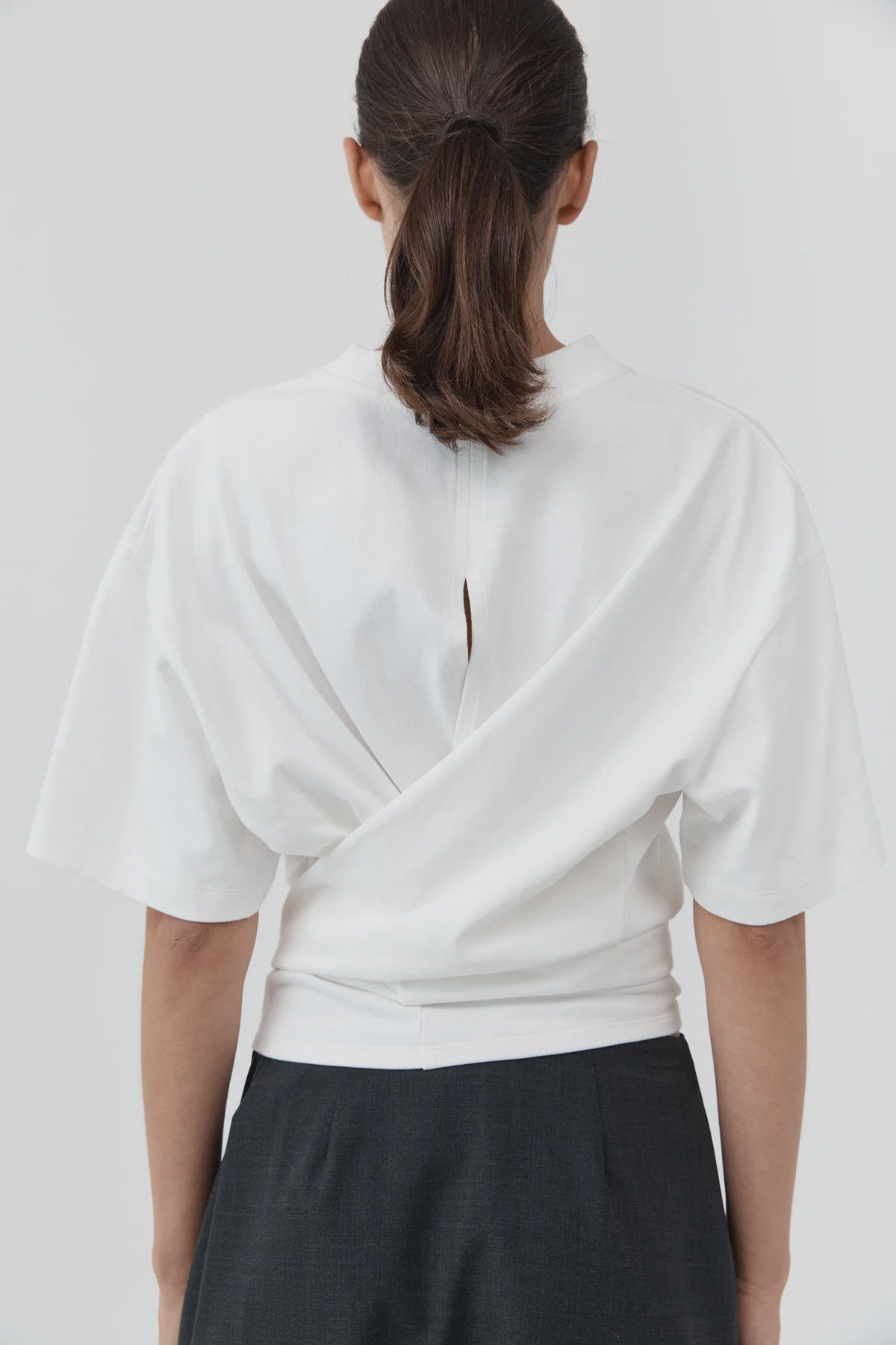 COTTON JERSEY SPLIT BACK TEE