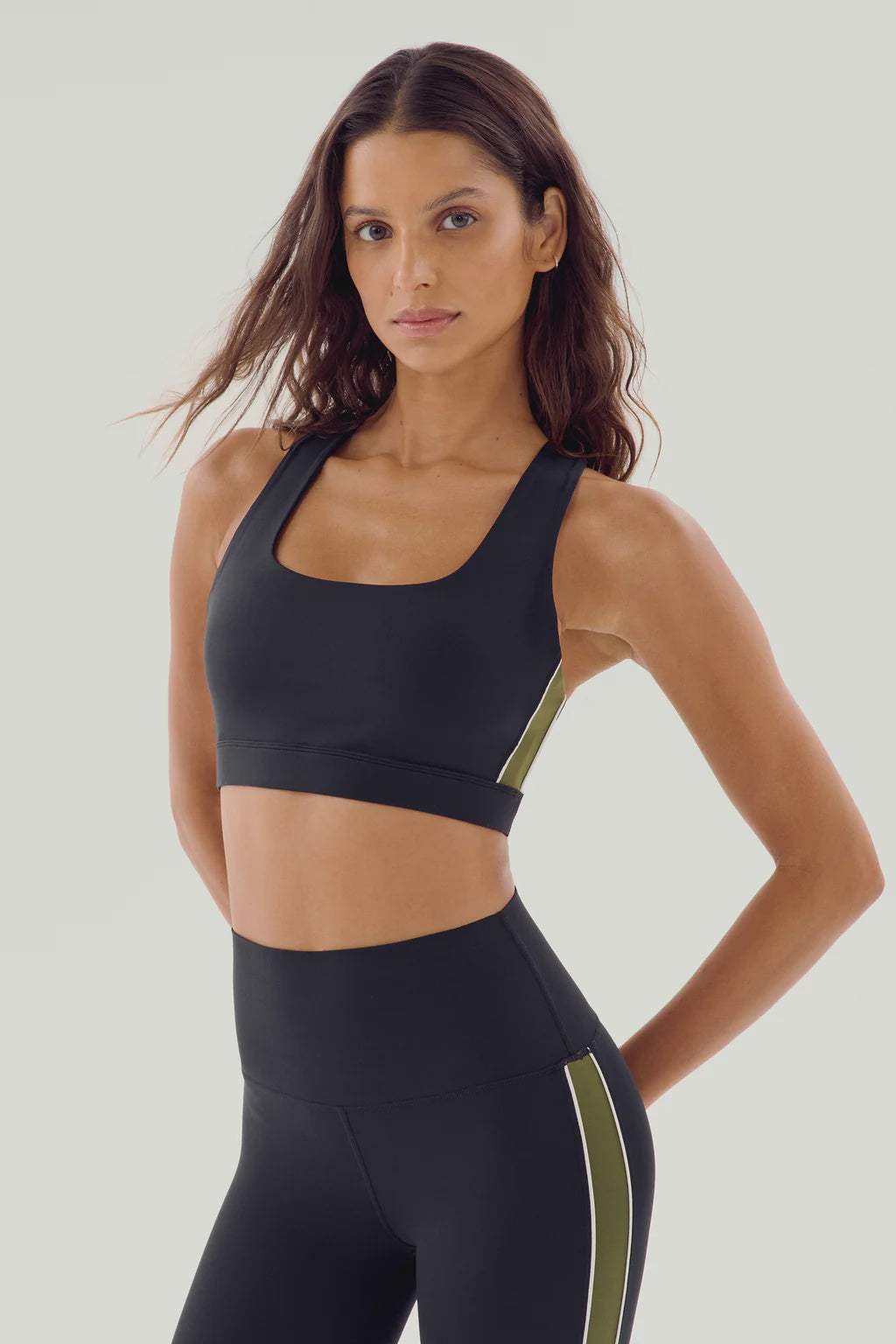 LEXI RIGOR BRA BLACK/OLIVE