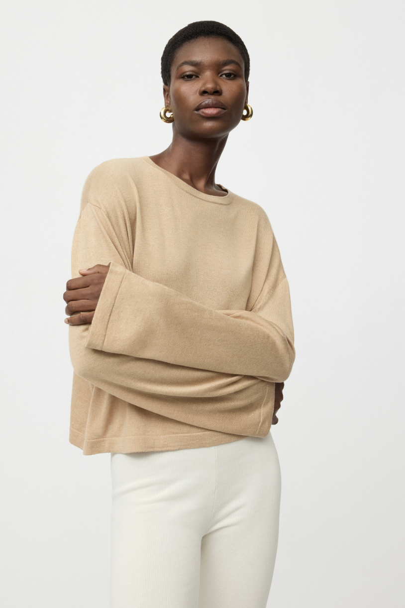 FINE KNIT CREWNECK