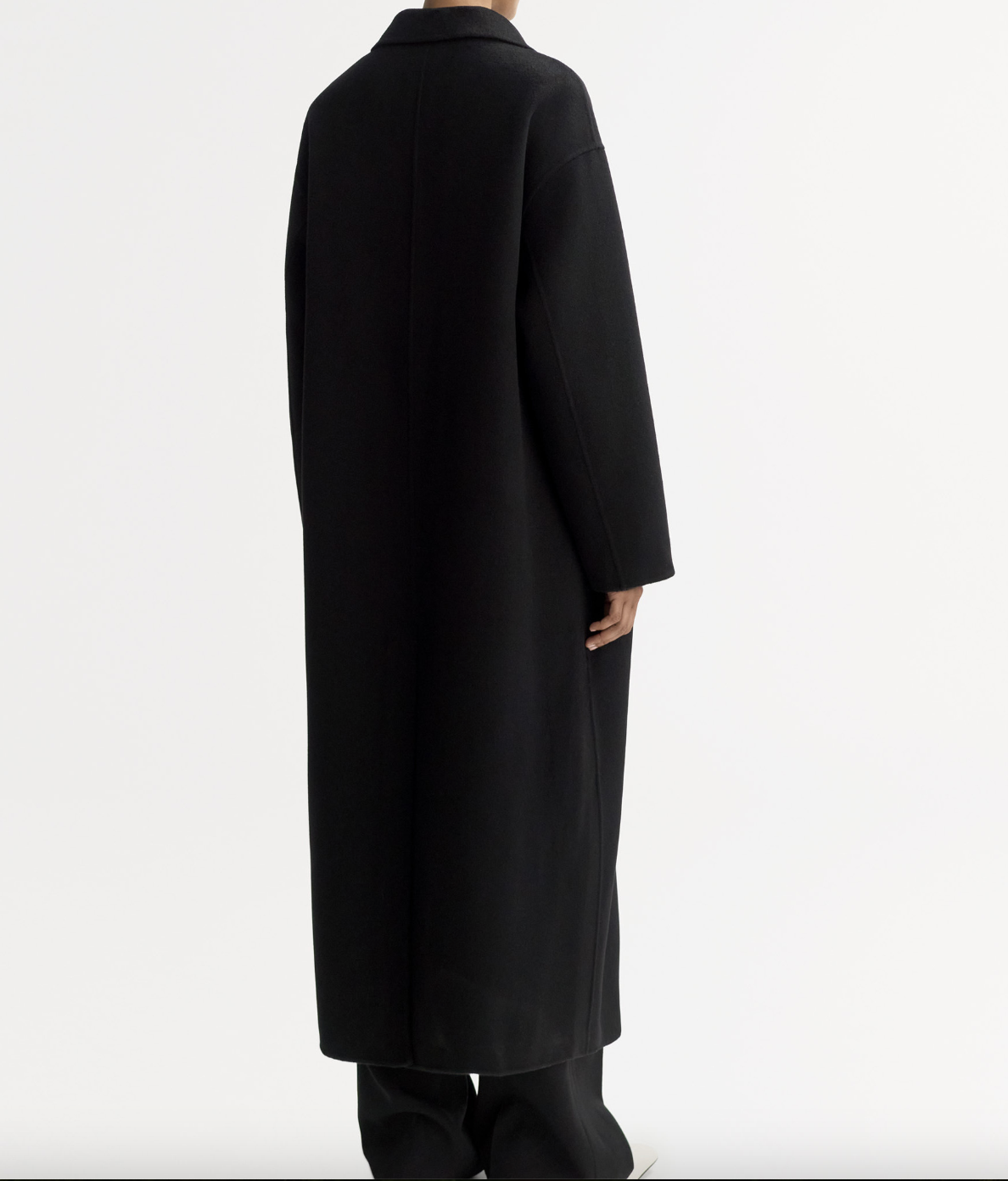 OVERSIZED COAT