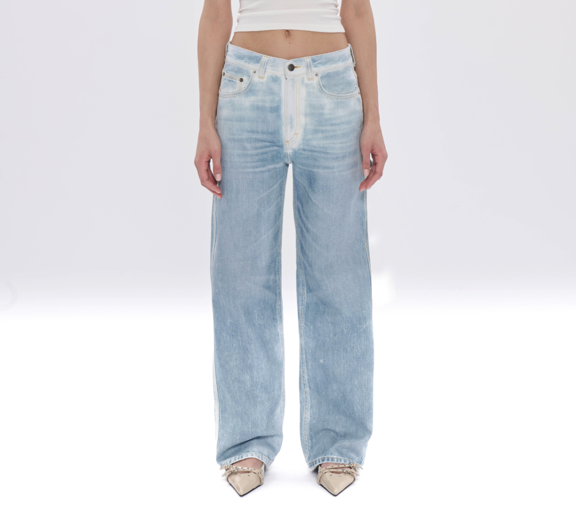 WINONA SHORT JEAN