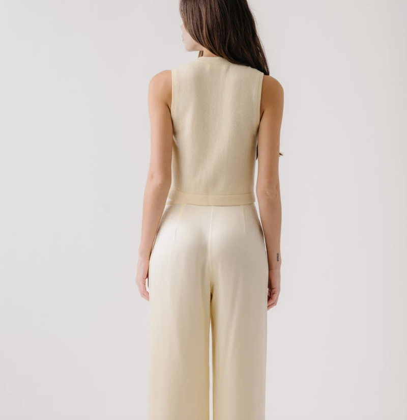 CALLIE V-NECK TANK VEST