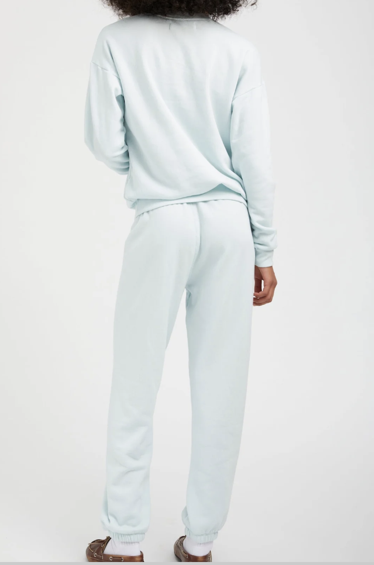 HEART SWEATSHIRT
