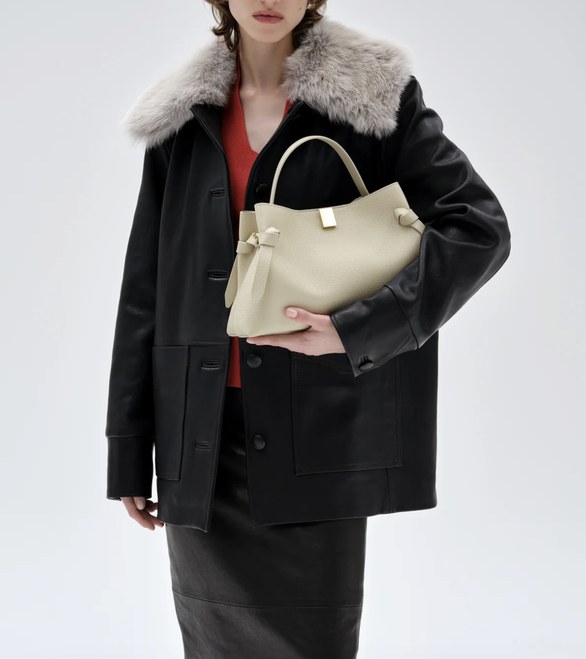 GYOZA PEBBLE GRAIN LEATHER