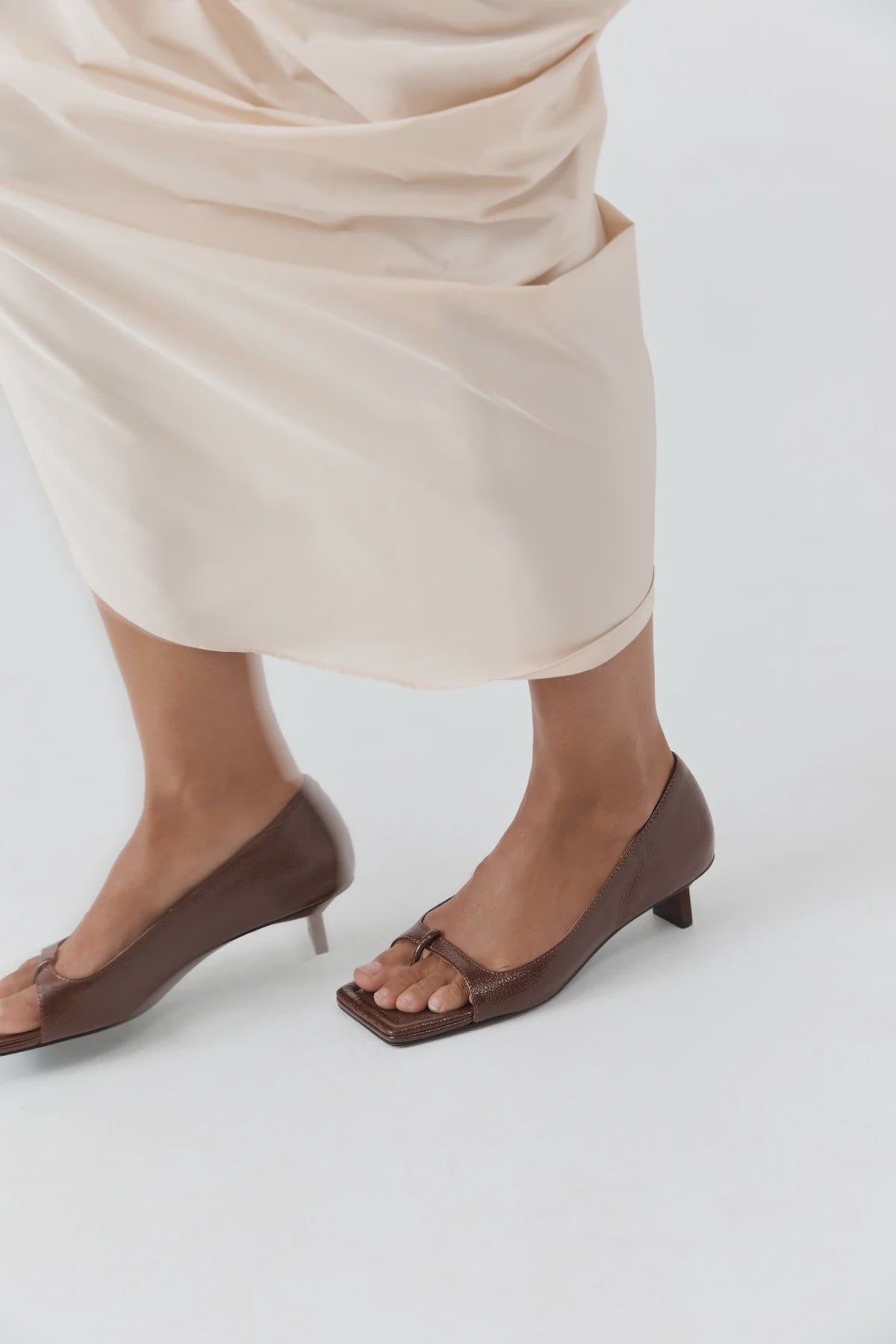 90S SQUARE TOE HEEL