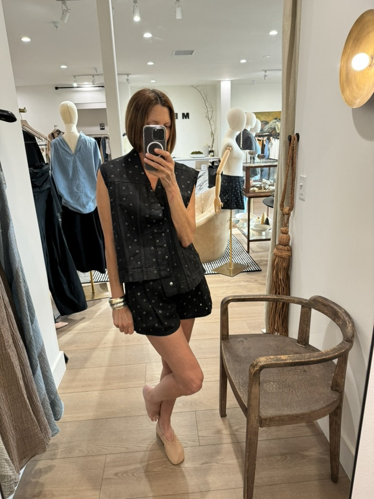ASHLEY GROMMET SHORT