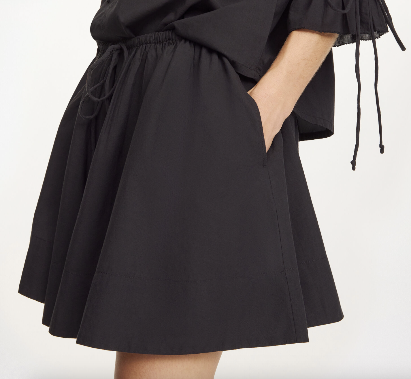 RAPHEO MINI SKIRT BLACK