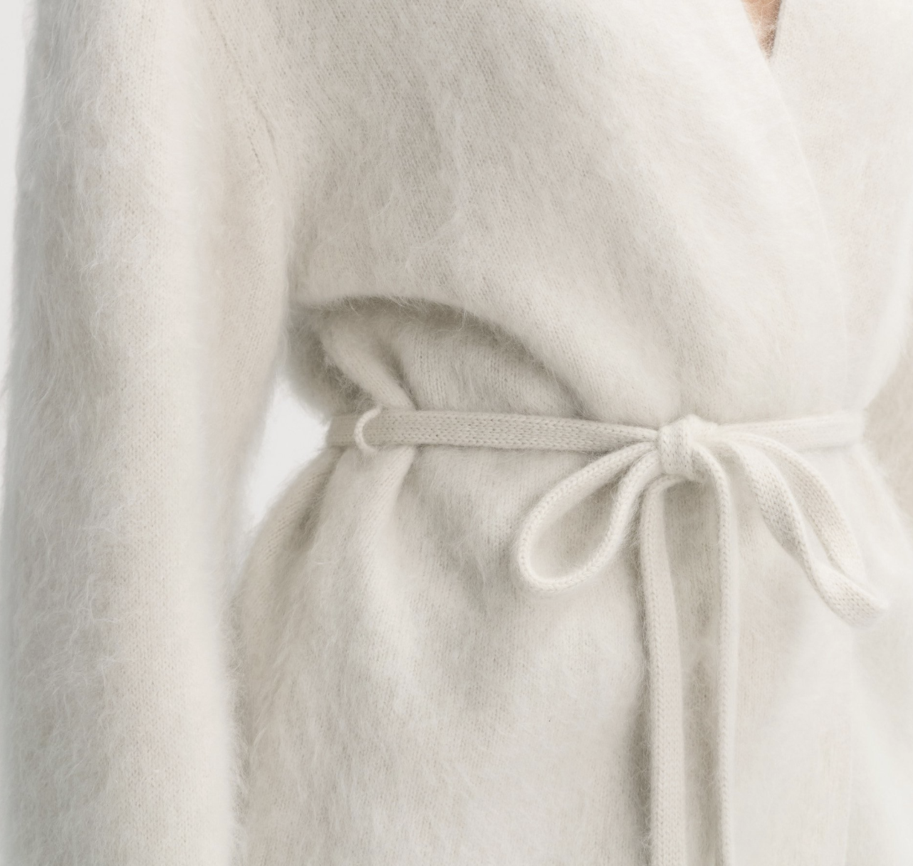 BRUSHED CASHMERE CARDIGAN