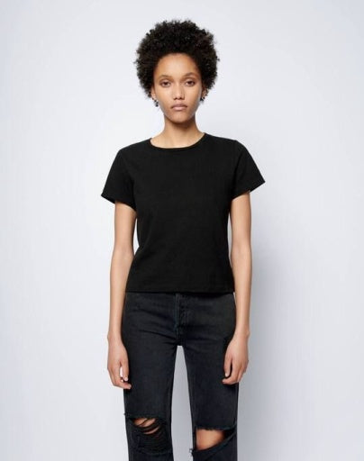 CLASSIC TEE