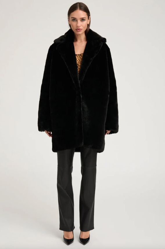 FAUX FUR SHORT CLASSIC COAT