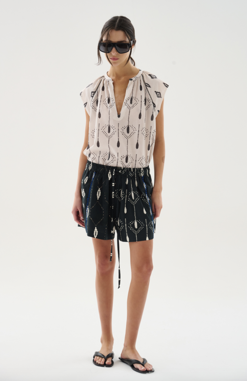 TORCUATO BACAN SHORTS