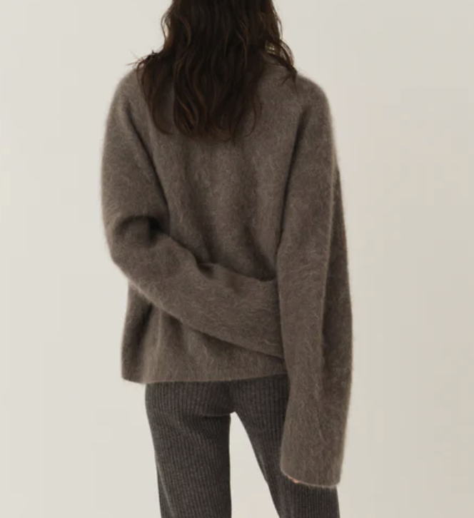 ROMA BOYFRIEND SWEATER