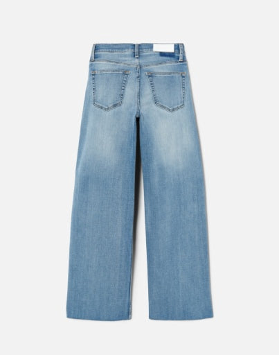 MID RISE WIDE LEG CROP