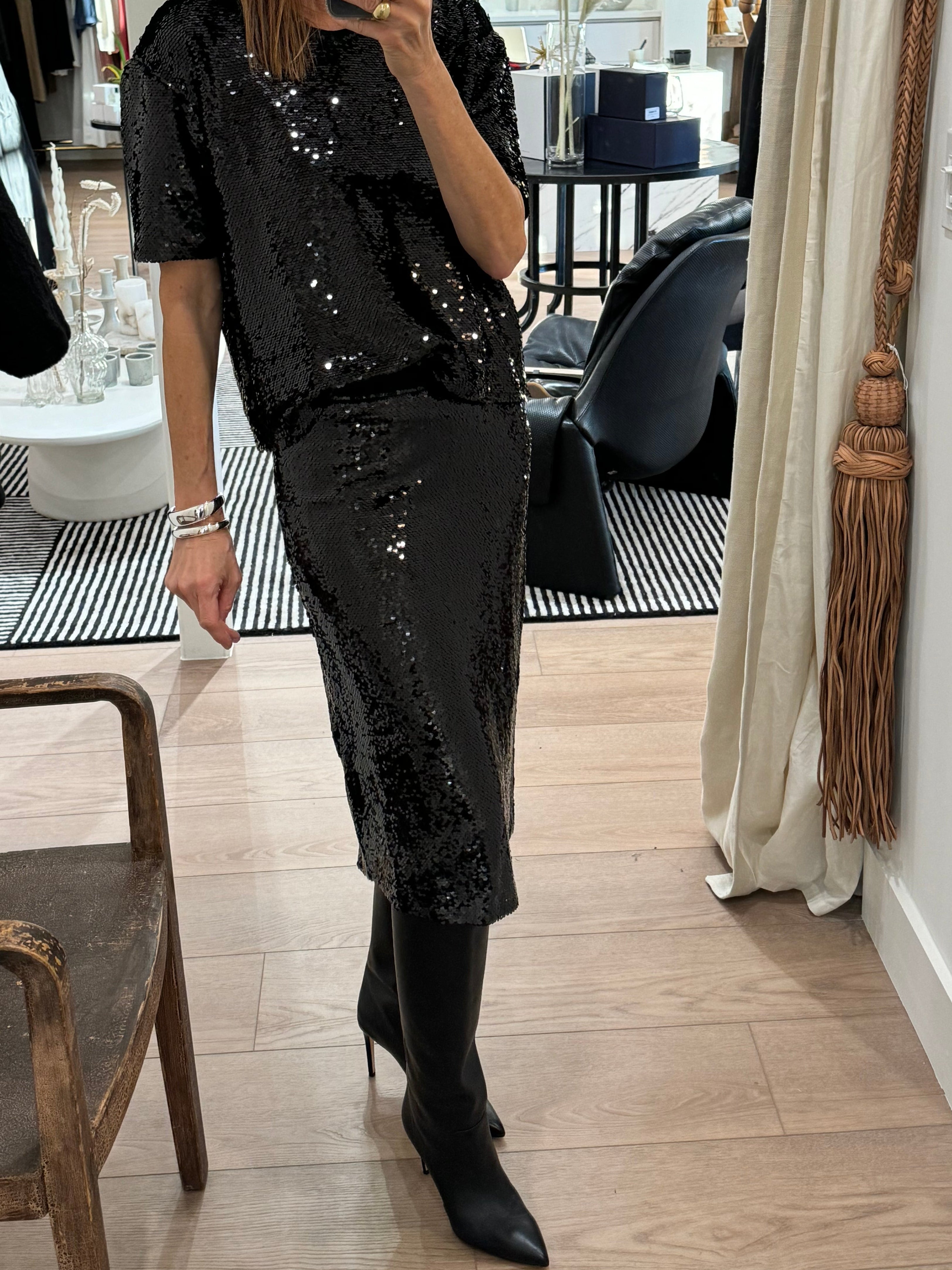 SHIMMER SEQUIN SKIRT
