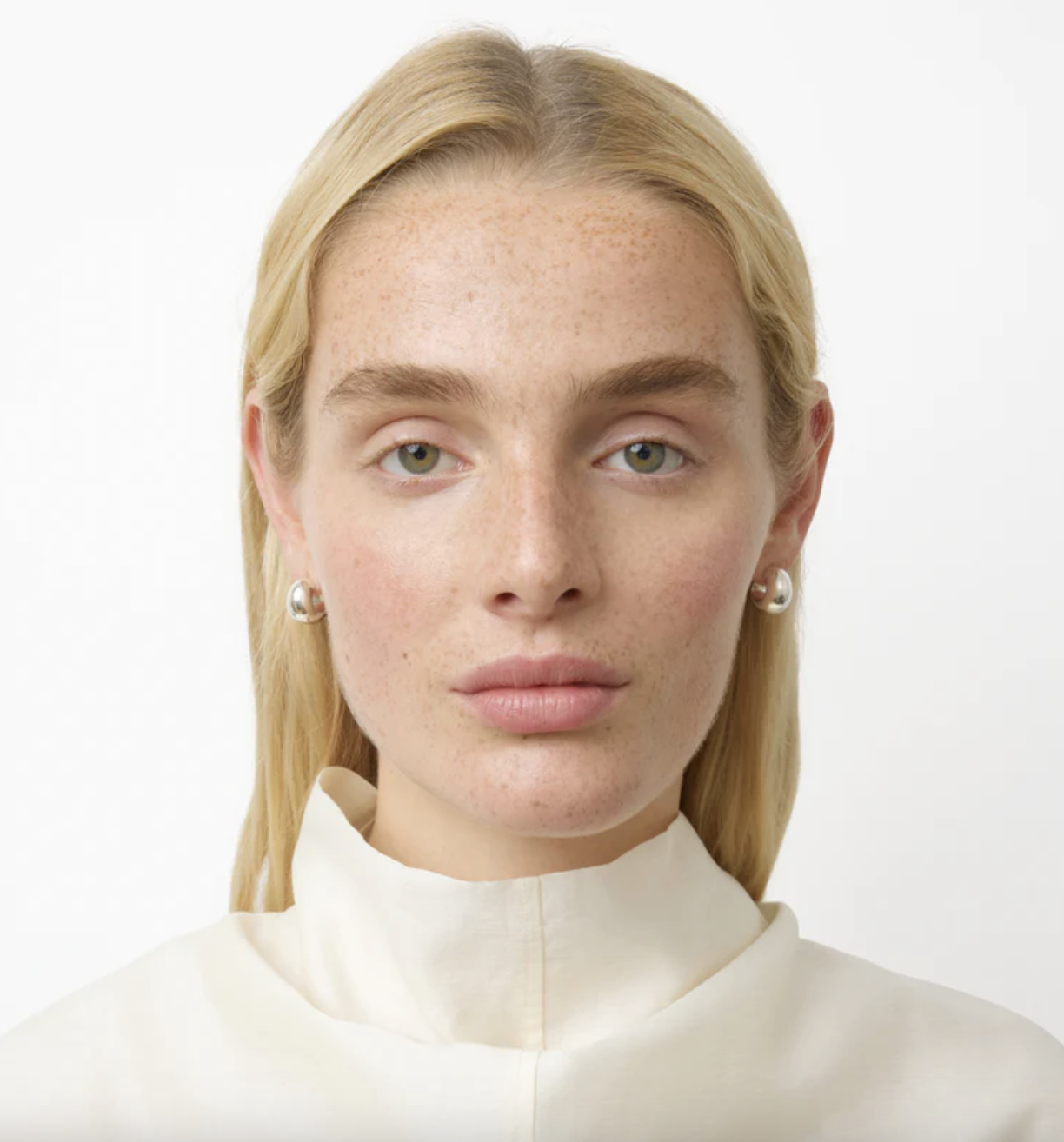 THE SIMONE EARRINGS