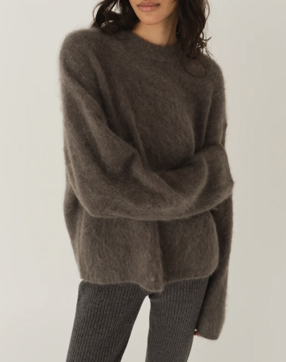 ROMA BOYFRIEND SWEATER