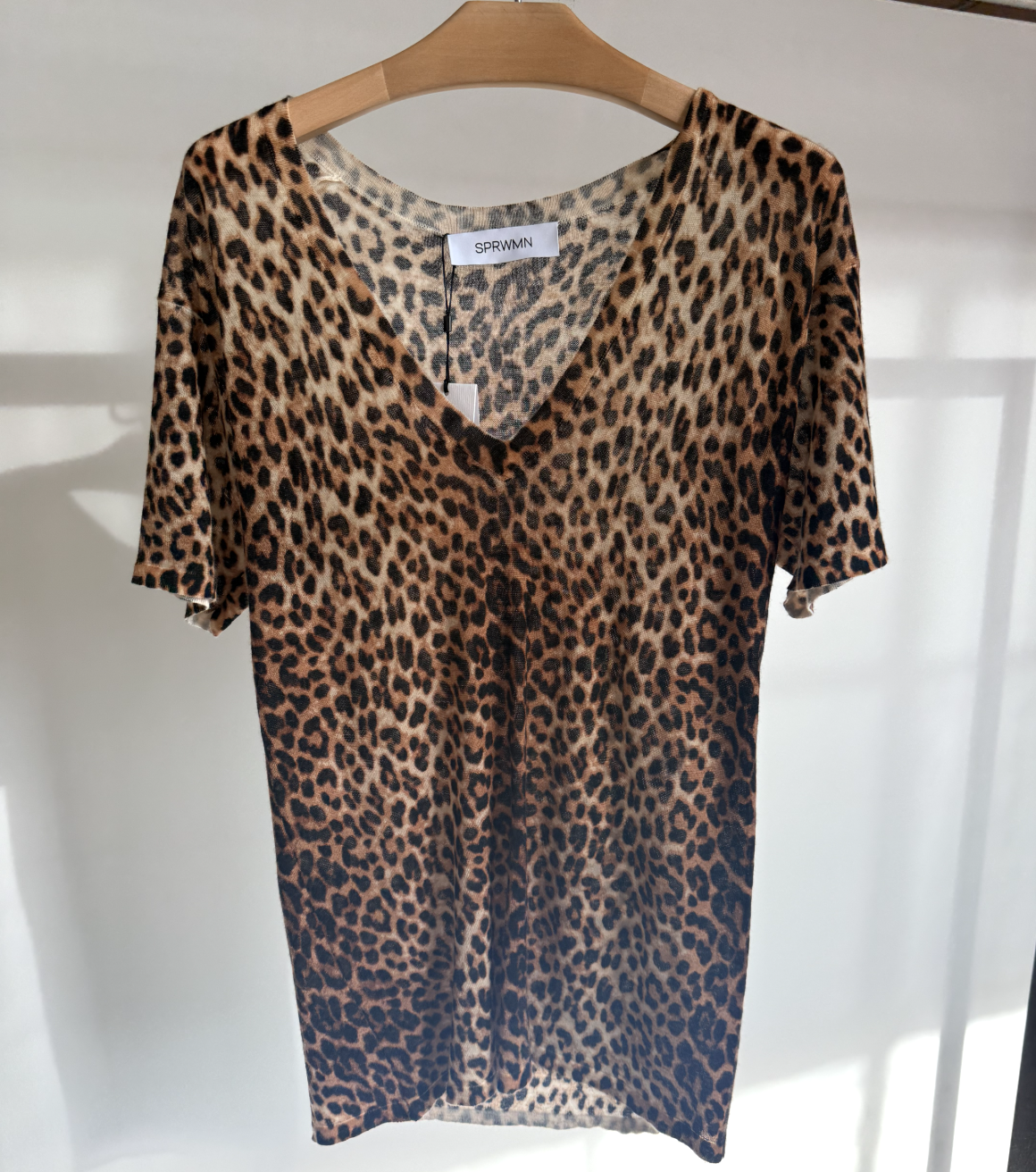 JAGUAR V-NECK TEE