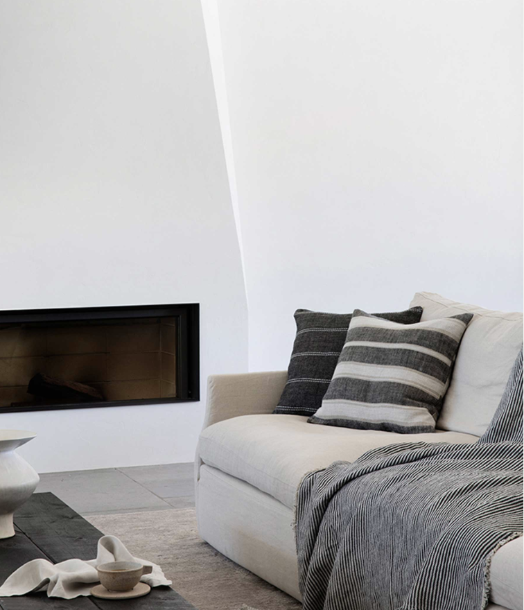 MIRA LINEN CUSHION COVER - ENZO