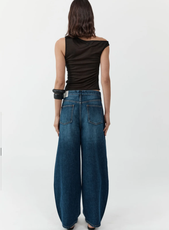 MID RISE PLEAT BARREL JEANS