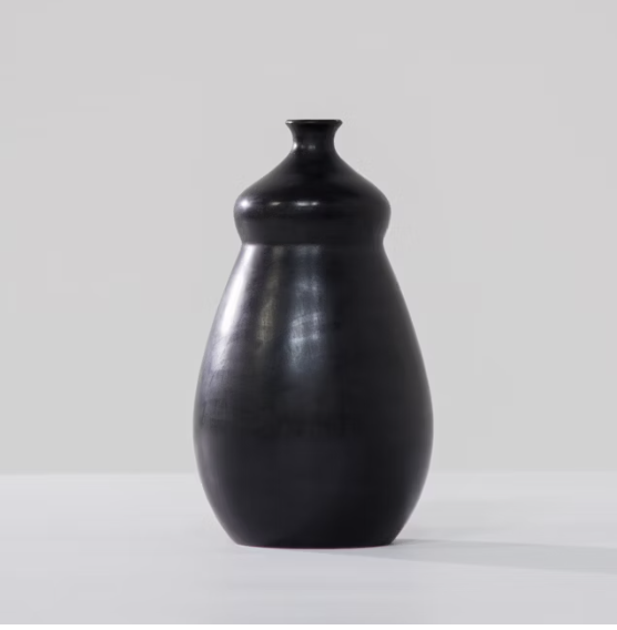 KADOR VASE