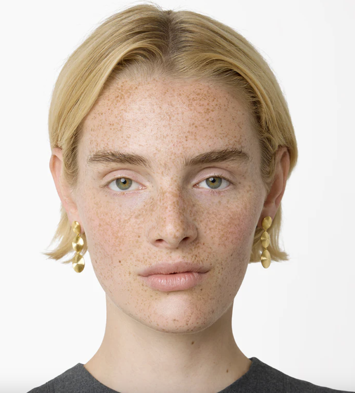THE RUBY EARRINGS GOLD